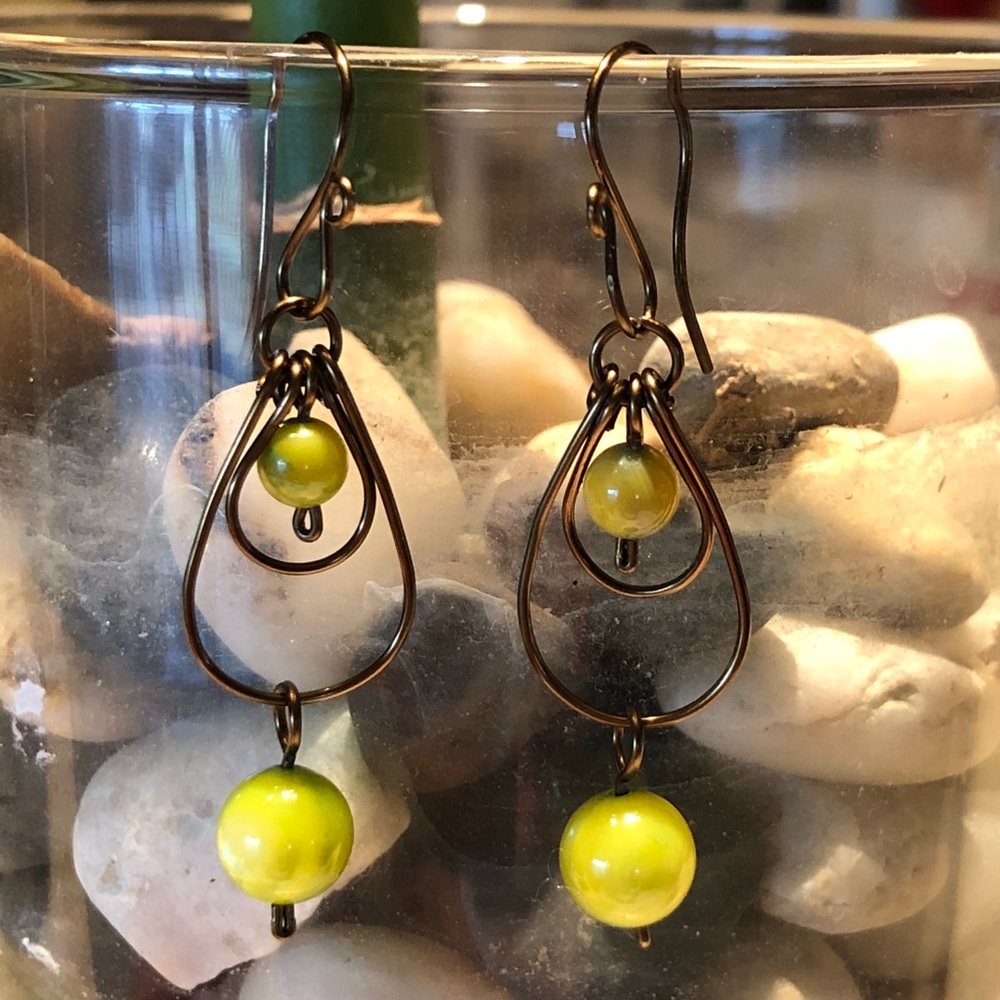 Power Shell Earrings - Picture 3 of 4